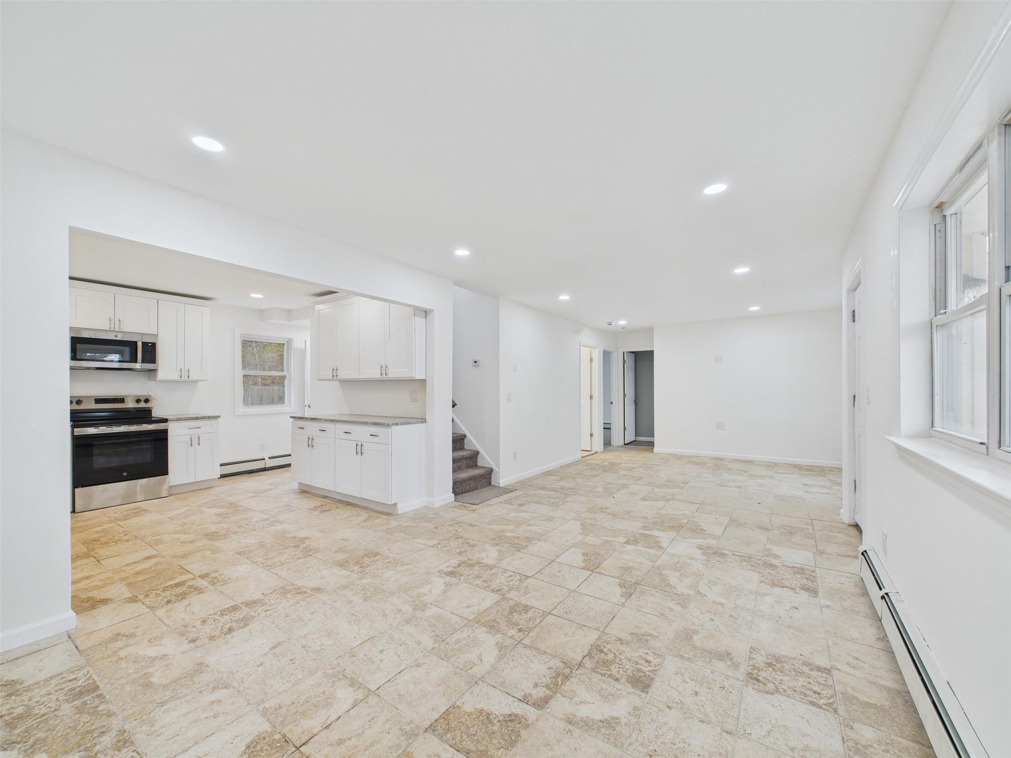 613 Bourdois Avenue, Bellport, New York image 11