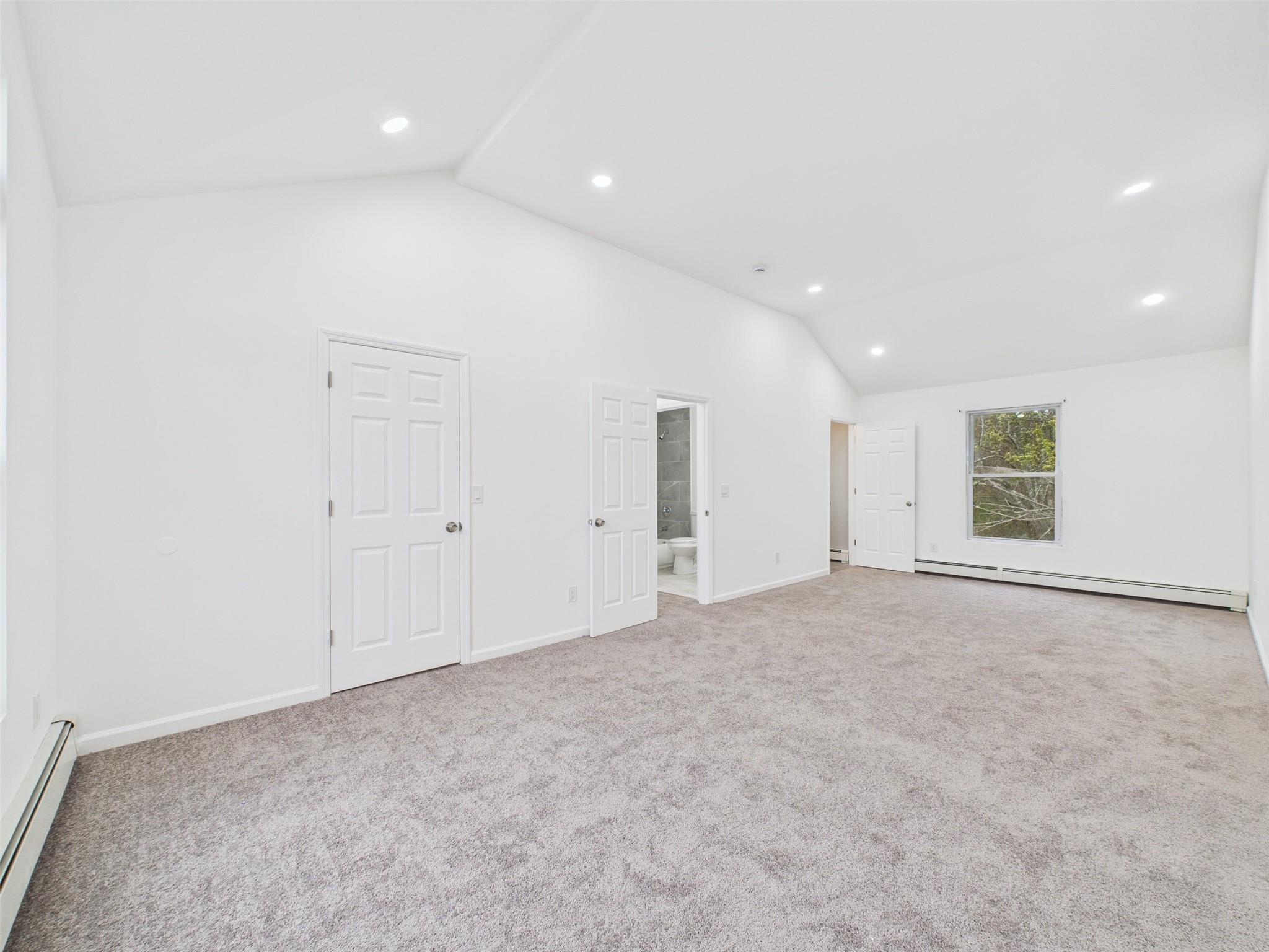 613 Bourdois Avenue, Bellport, New York image 35
