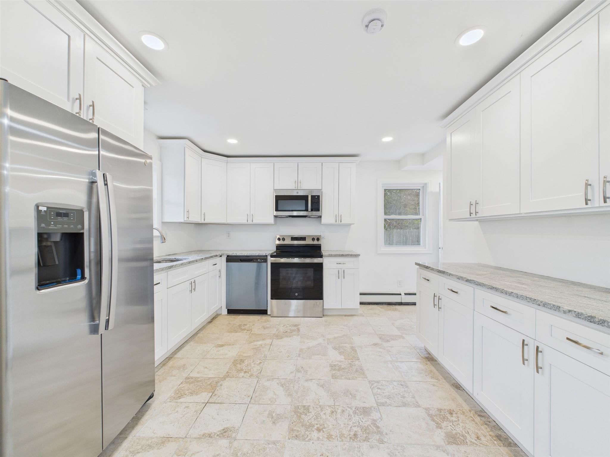 613 Bourdois Avenue, Bellport, New York image 9