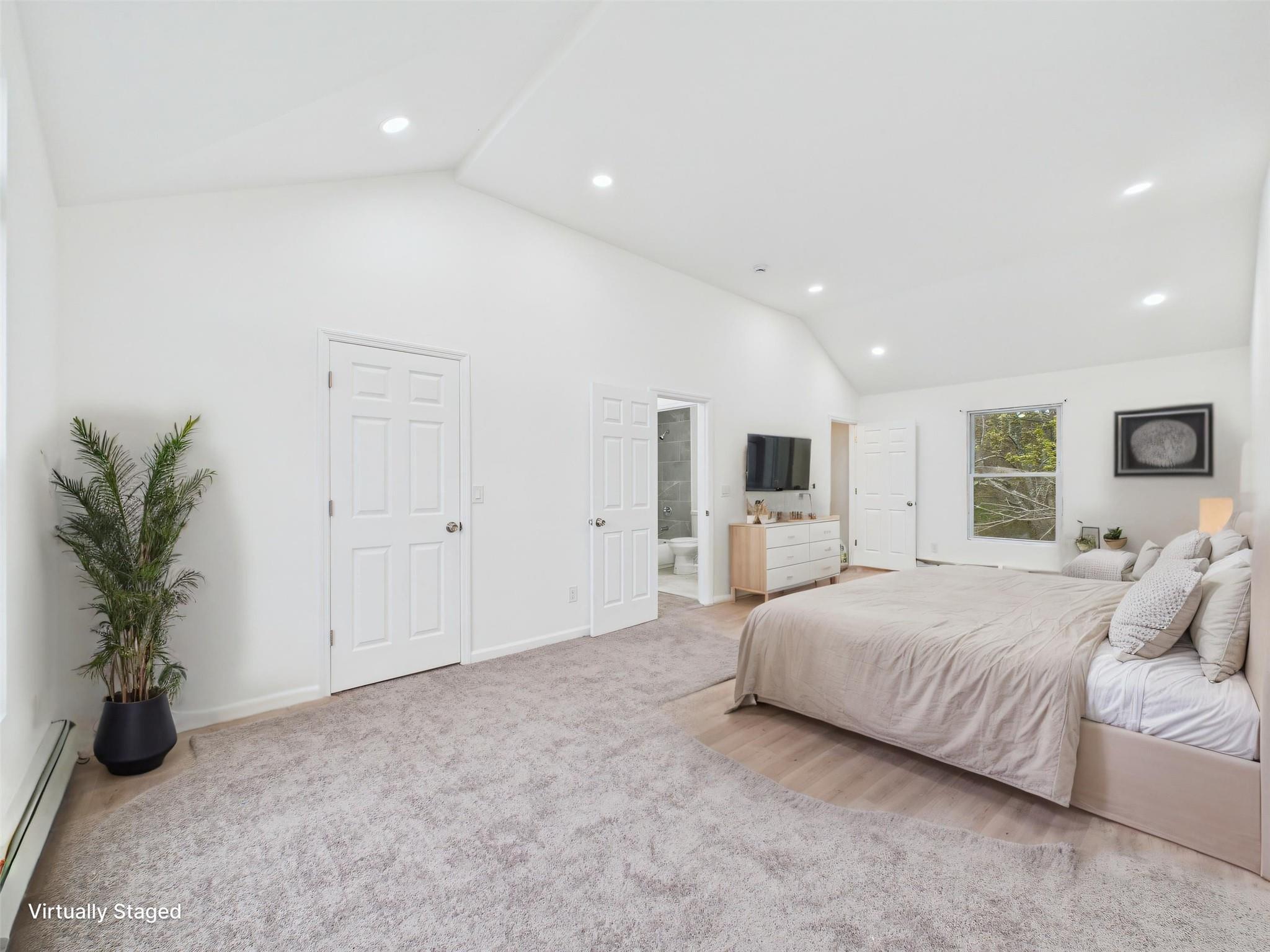 613 Bourdois Avenue, Bellport, New York image 34