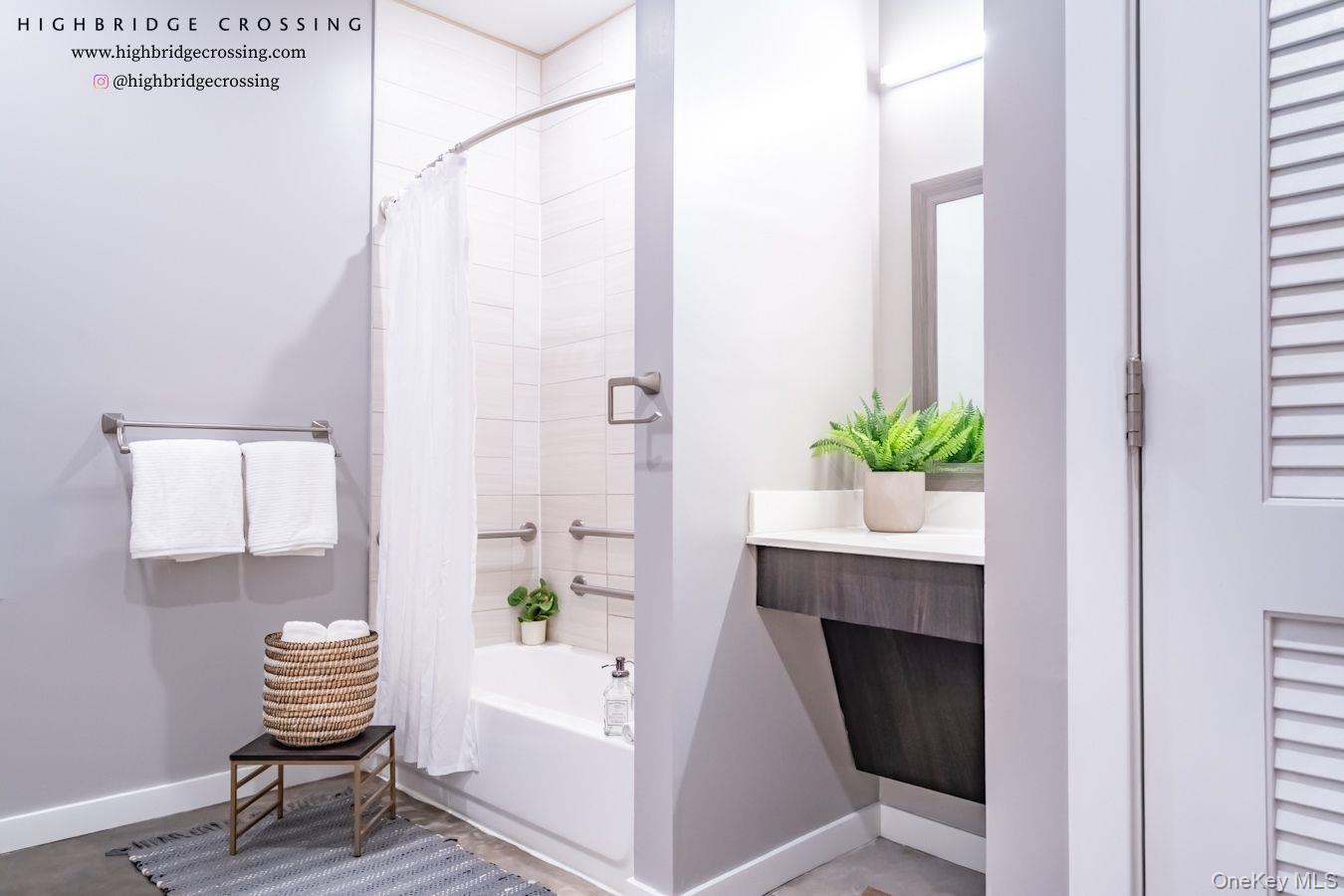 128 Vineyard Avenue 104