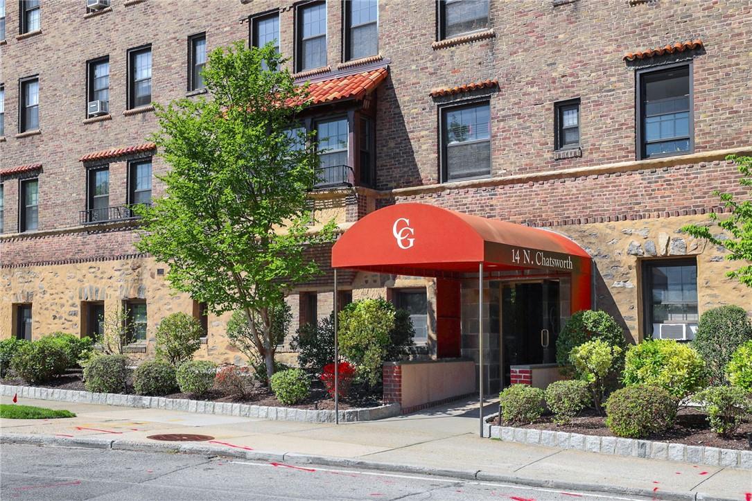 Rental Property at N Chatsworth Avenue 5K, Larchmont, New York - Bedrooms: 1 
Bathrooms: 1 
Rooms: 3  - $2,600 MO.