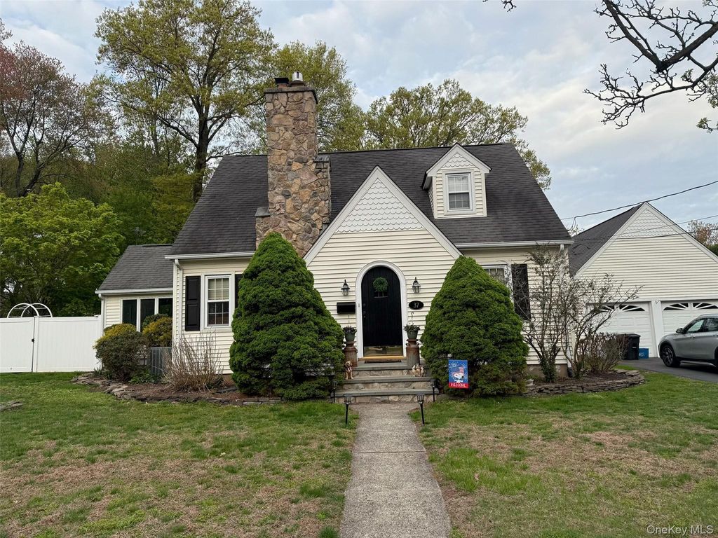 Photo of 37 Eimer Street, Tappan, NY 10983 (MLS # 992284)