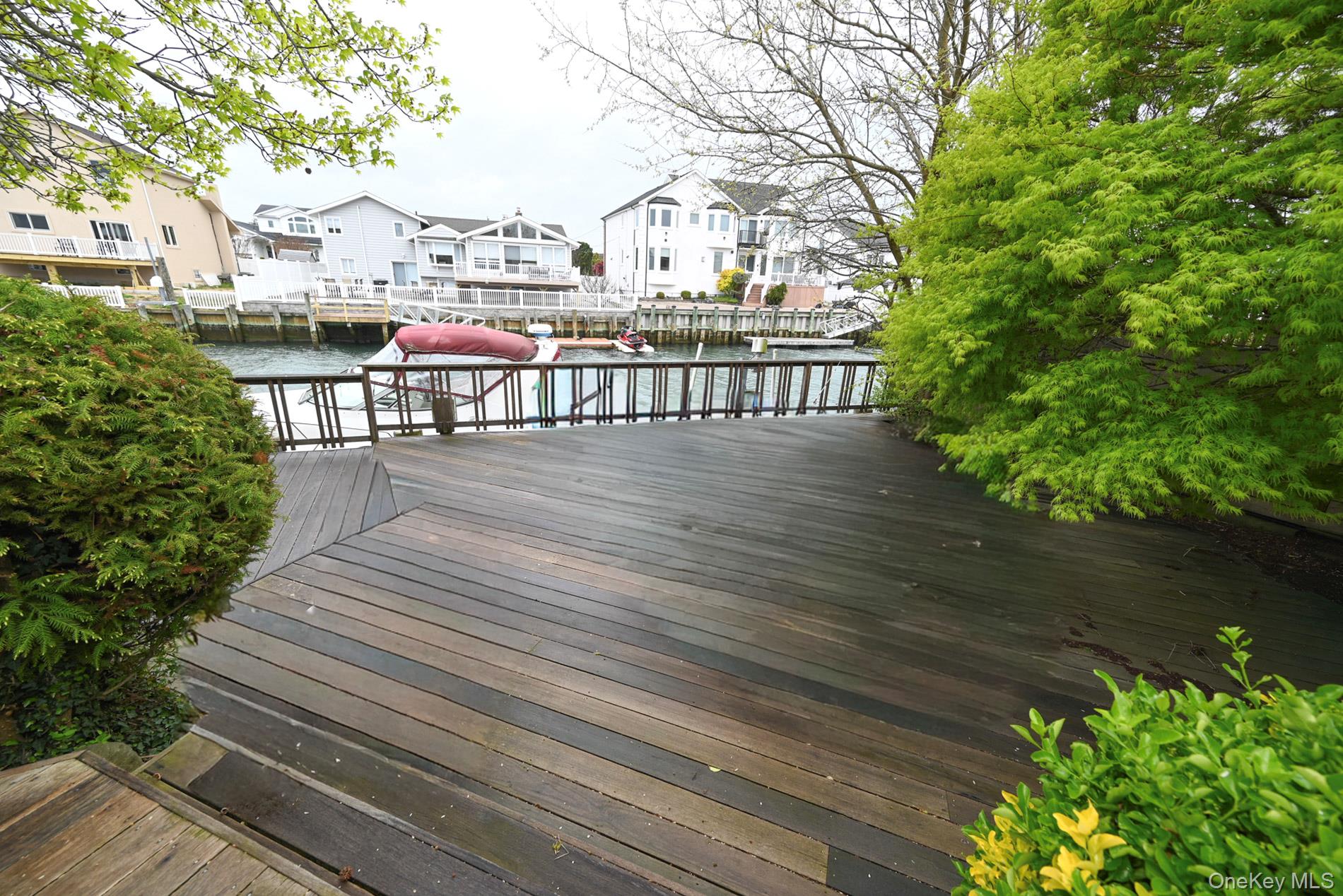2912 Bay Drive