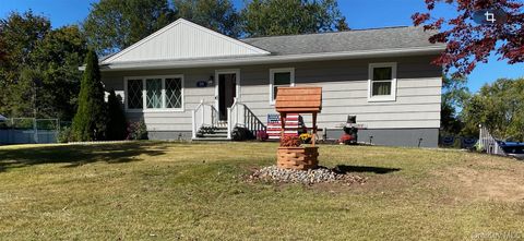 34 Ambassador Lane Newburgh NY 12550