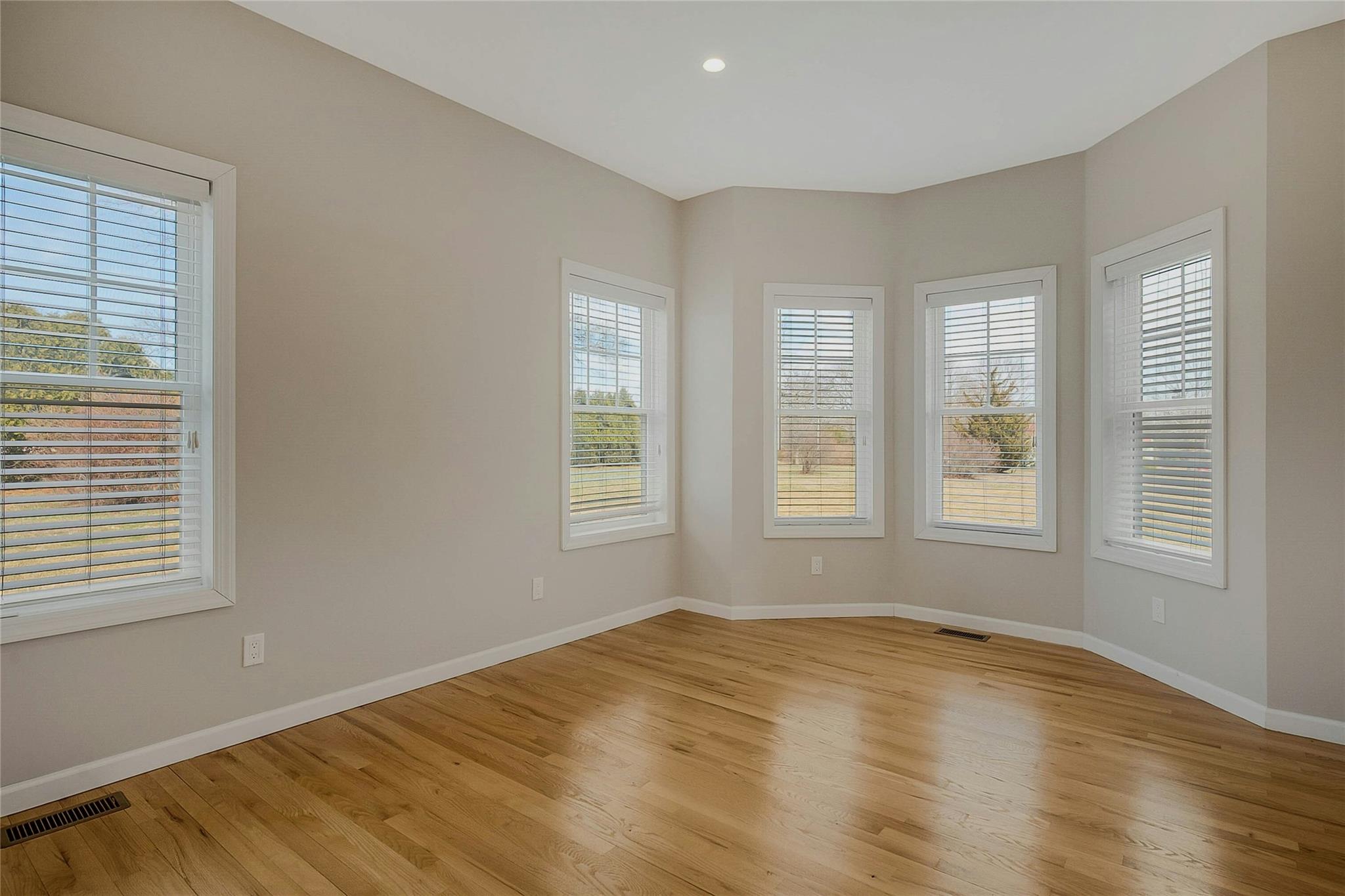 6805 Alvahs Lane, Southold, New York image 9