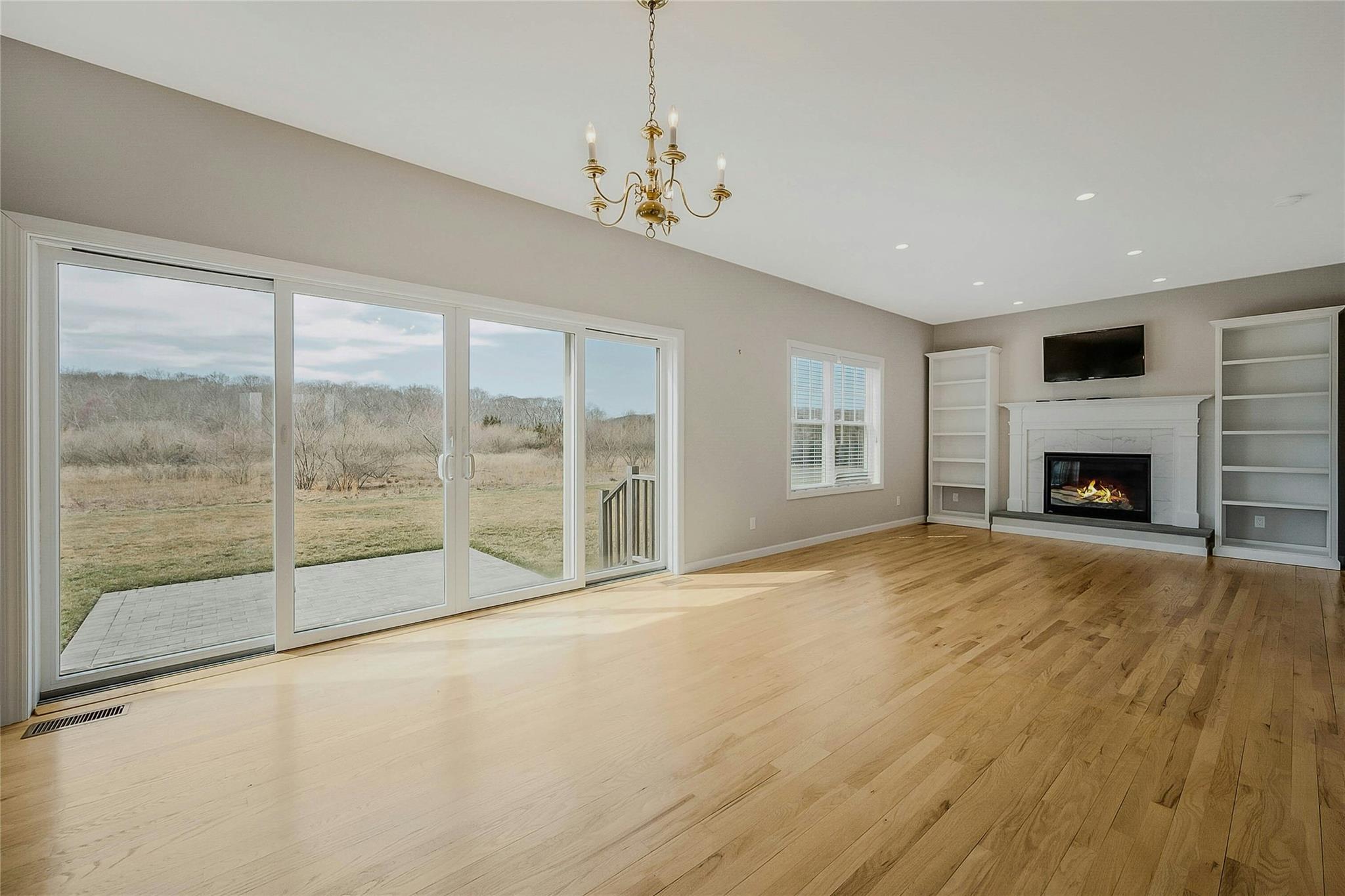 6805 Alvahs Lane, Southold, New York image 3