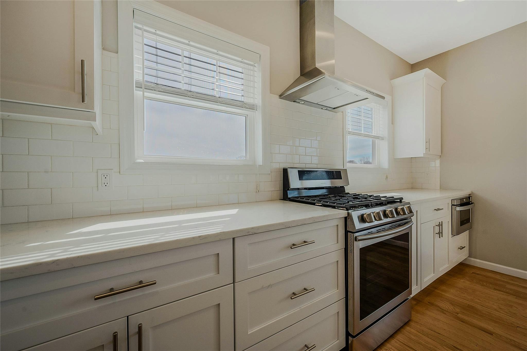 6805 Alvahs Lane, Southold, New York image 7