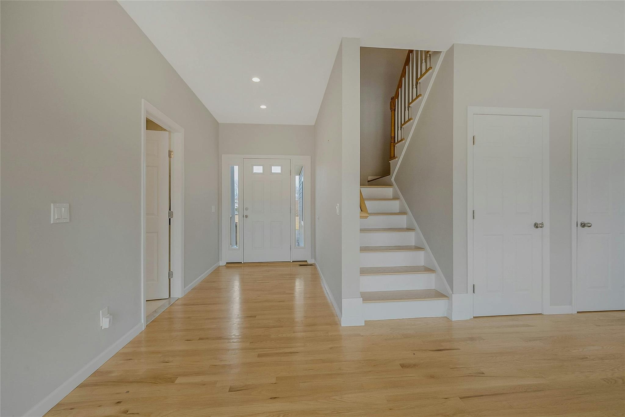 6805 Alvahs Lane, Southold, New York image 2