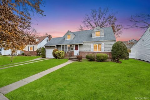 203 Green Valley Road East Meadow NY 11554
