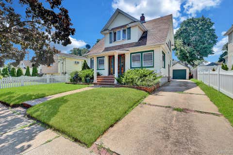 Photo of 17 Shonnard Avenue, Freeport, NY 11520 (MLS # 1028591)