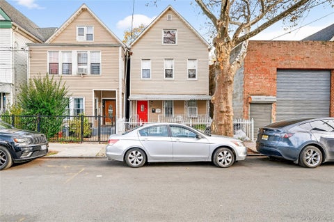 Homes For Sale - 372 Bronx Park Avenue<br/> Bronx, NY 10460