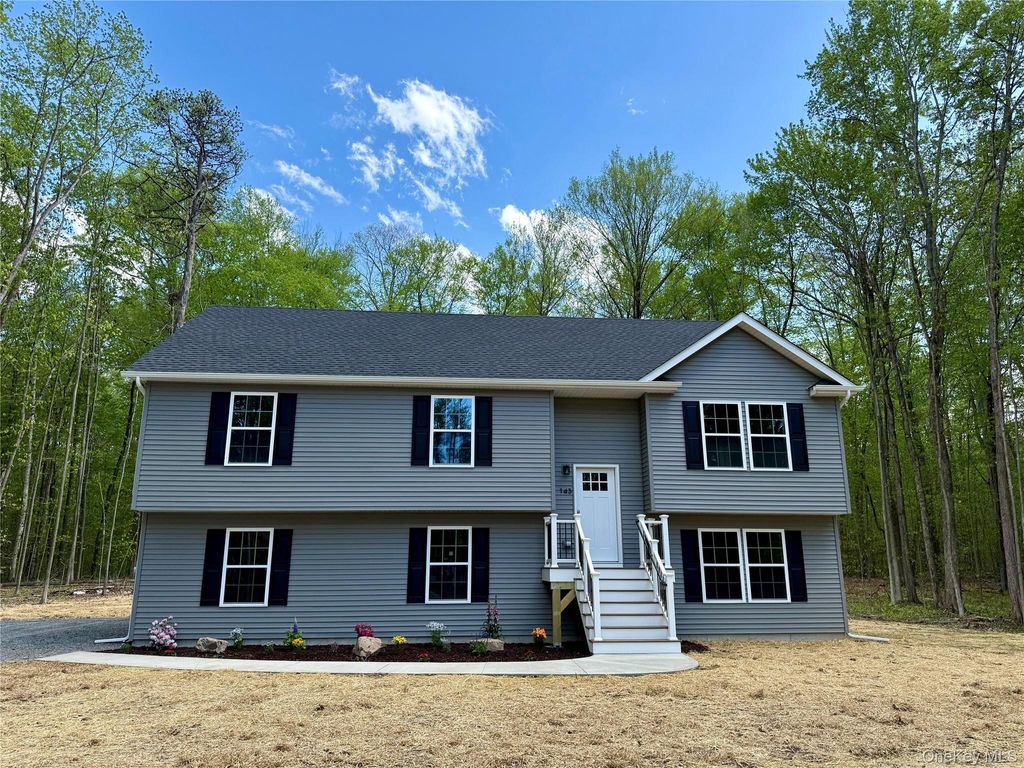 Photo of 143 River Road, New Paltz, NY 12561 (MLS # 997545)