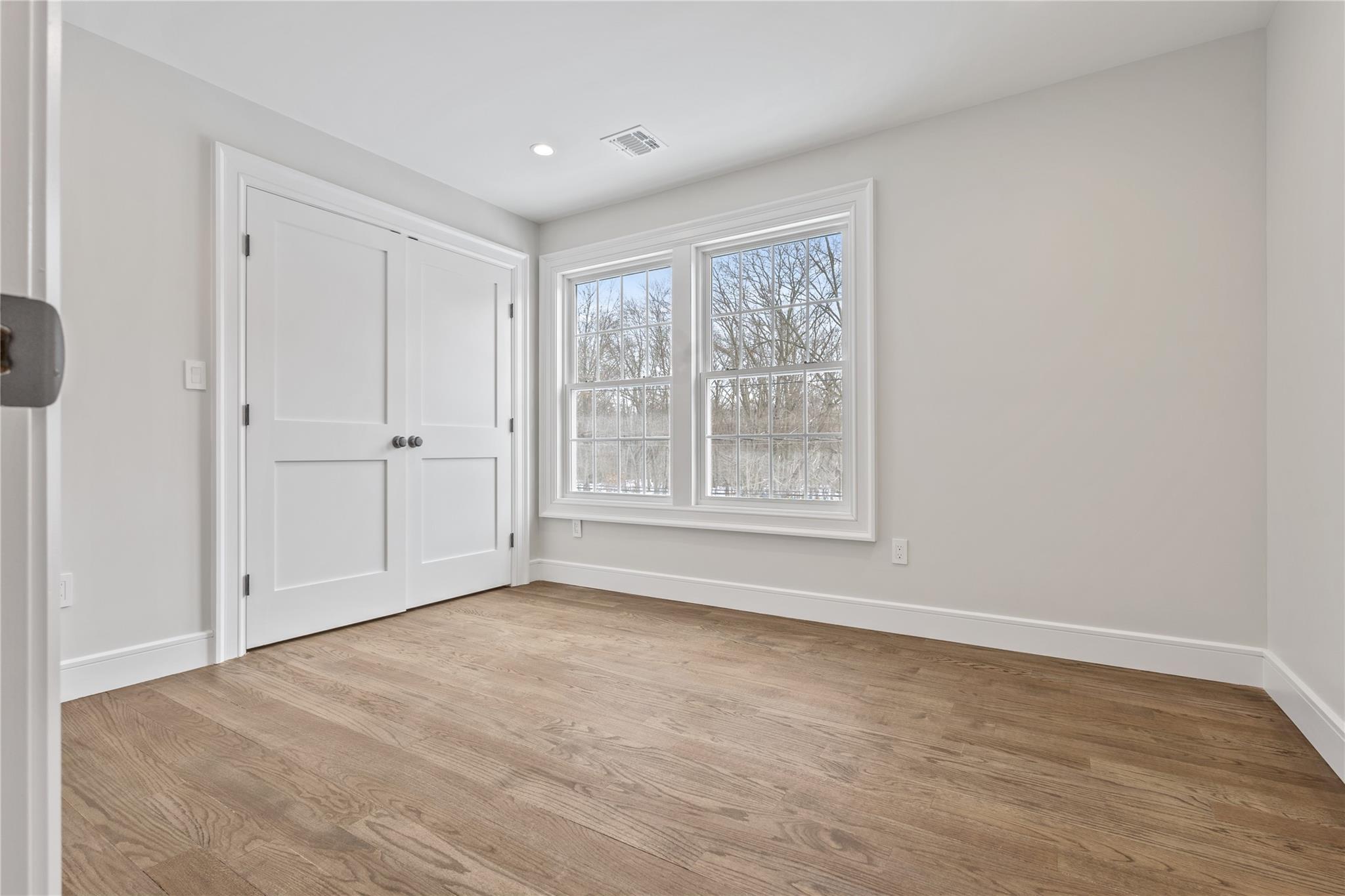 434 Lakeview Road, Bellmore, New York image 13
