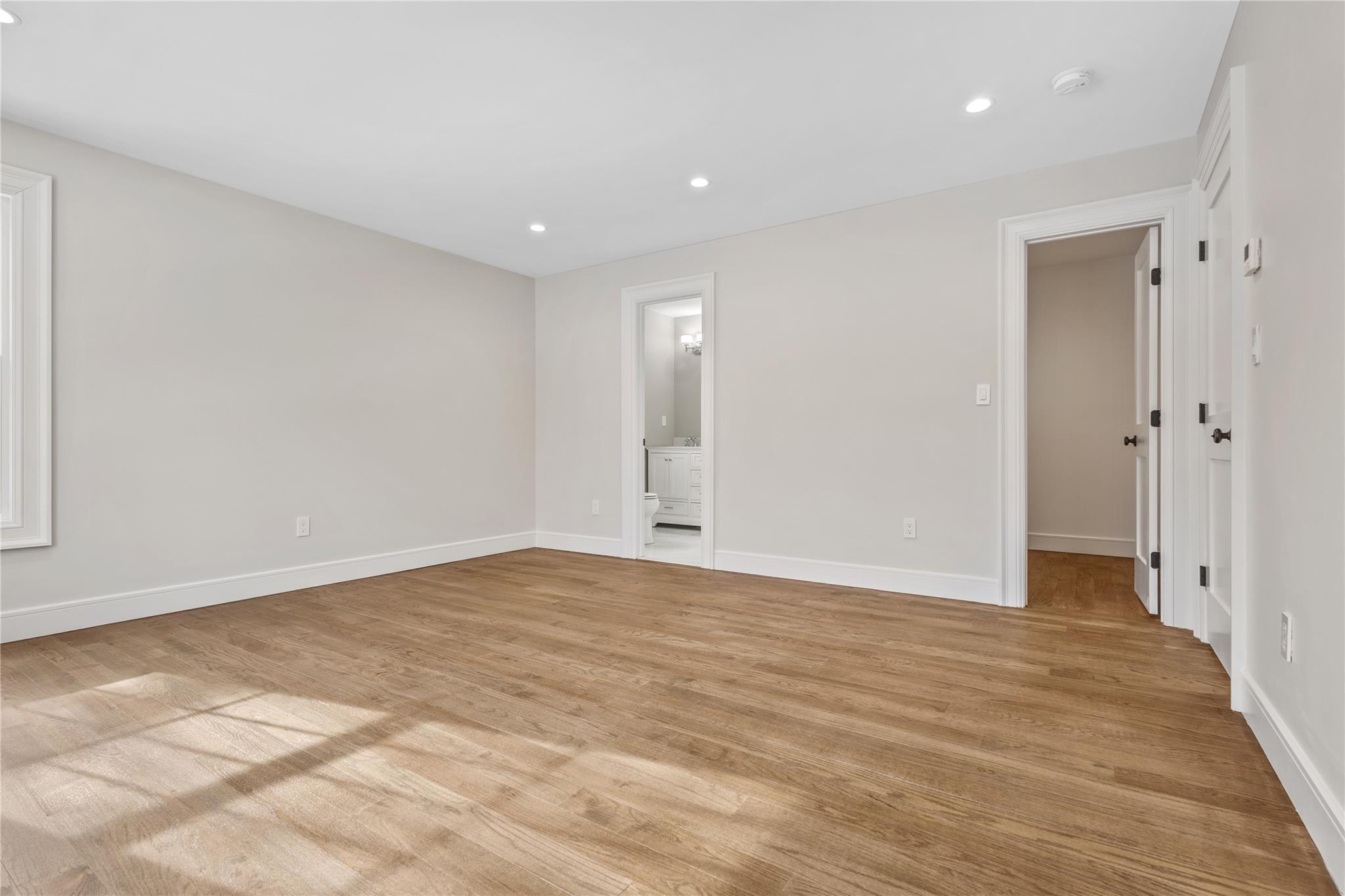 434 Lakeview Road, Bellmore, New York image 11