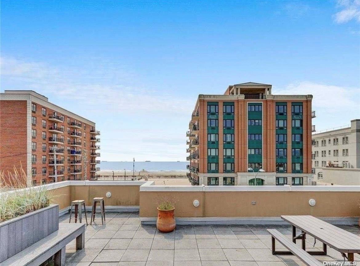 251 W W Broadway Boulevard #309, Long Beach, New York image 12