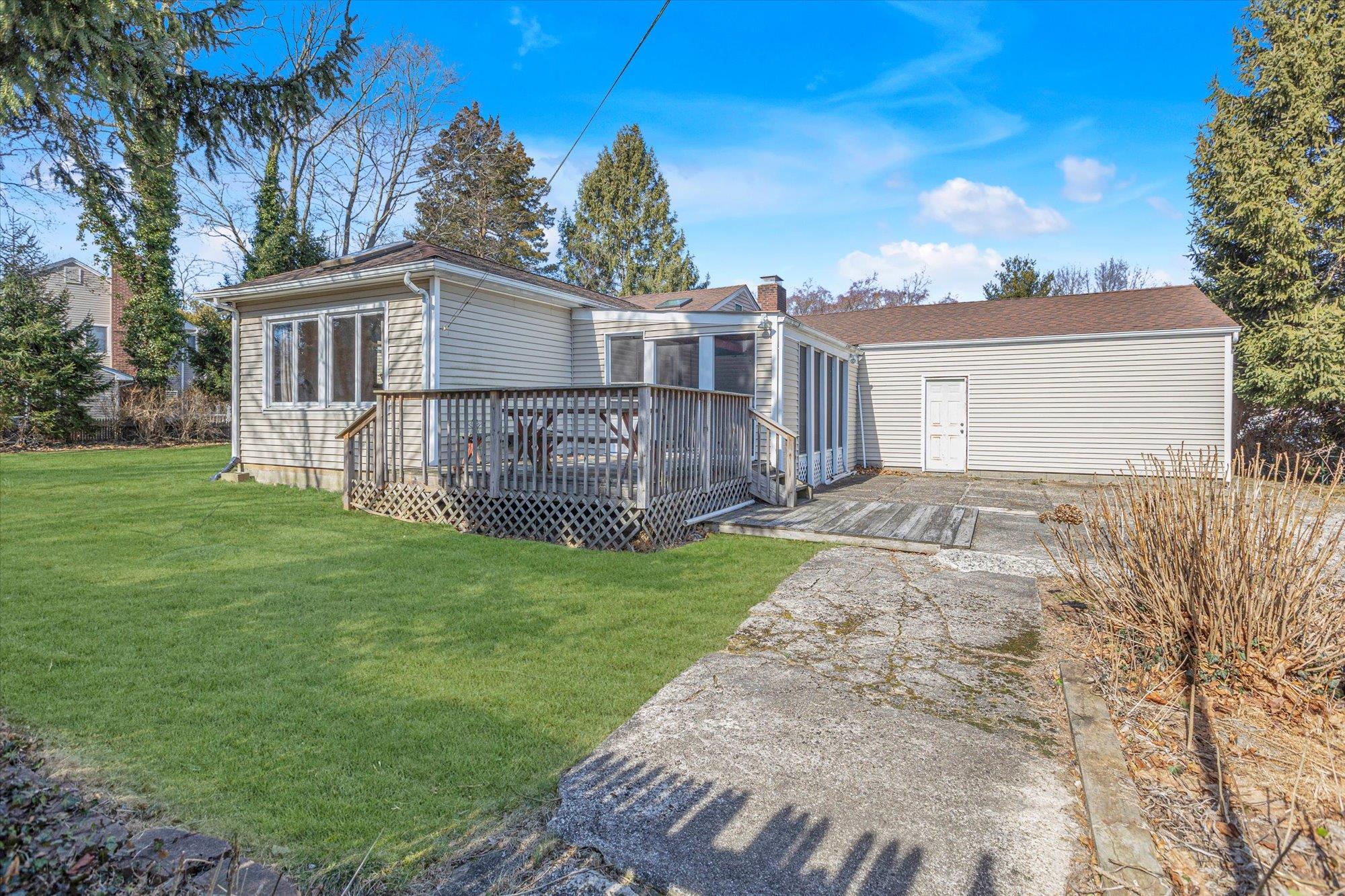 5 Shawnee Street, Centerport, New York image 20