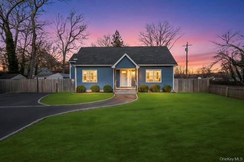 Photo of 145A Hampton Avenue, Mastic, NY 11950 (MLS # 952220)