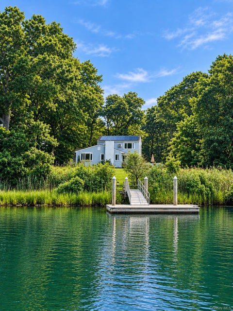 Homes For Sale - 7 Wheeler Road<br/> Suffolk County, Shelter Island, NY 11965