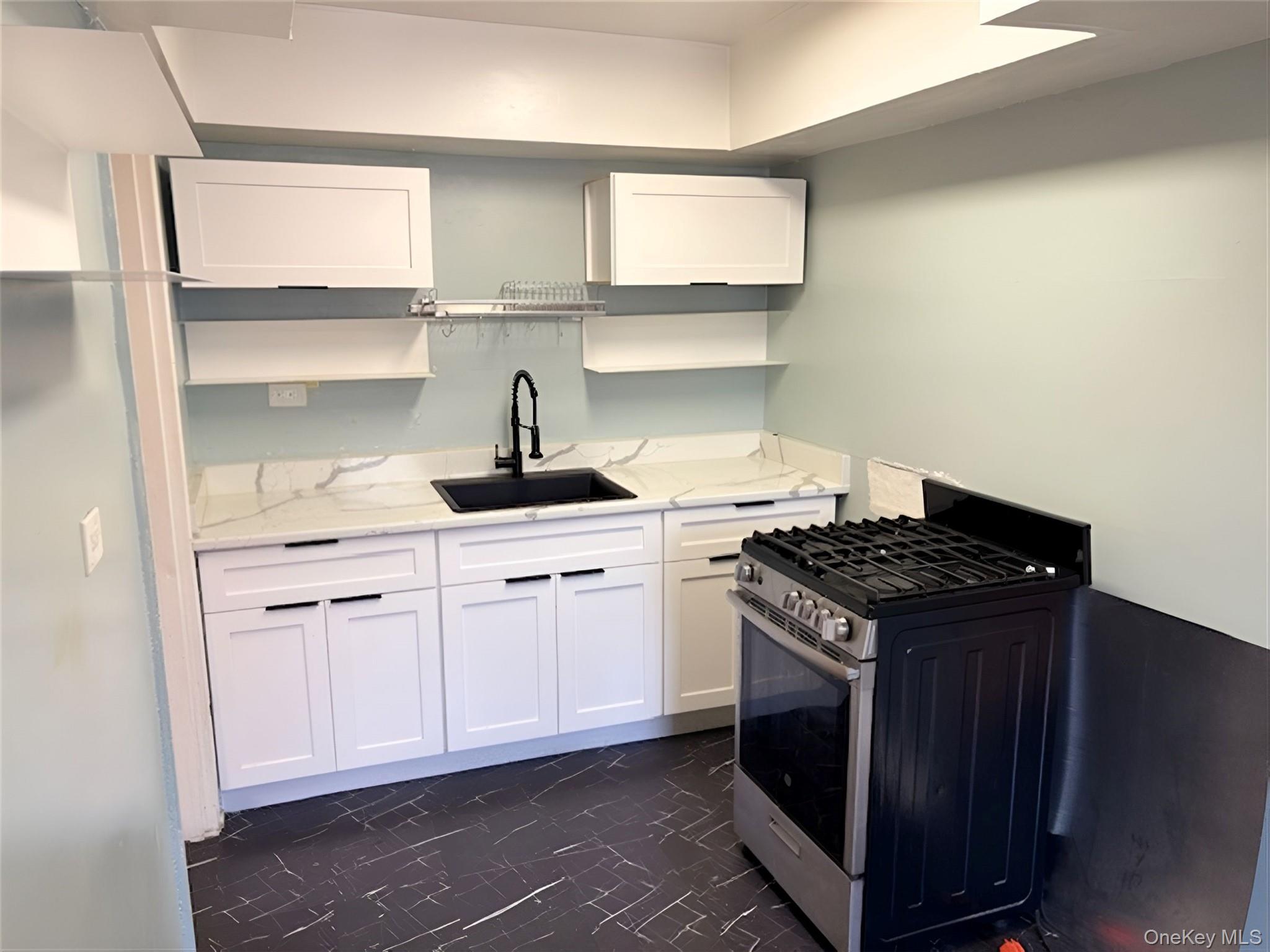 152-72 Melbourne Avenue 1D