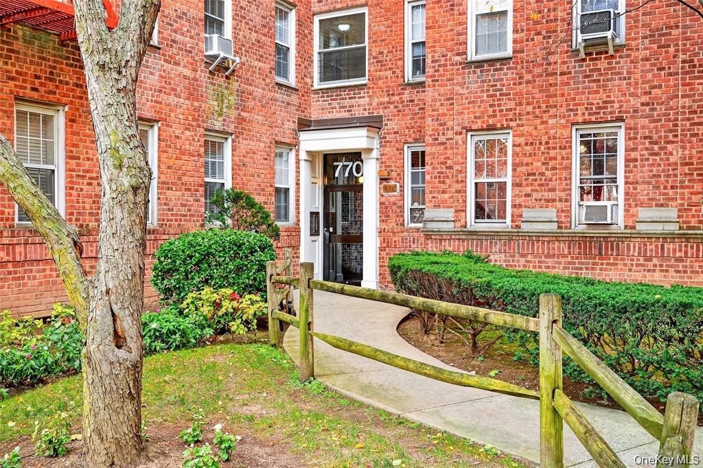 770 Bronx River Rd A41