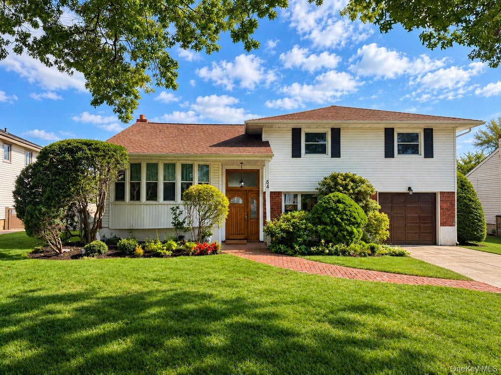 Photo of 84 Robby Lane, Manhasset Hills, NY 11040 (MLS # 1051360)