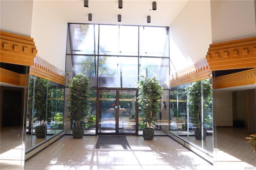 508 Central Park Avenue 5209