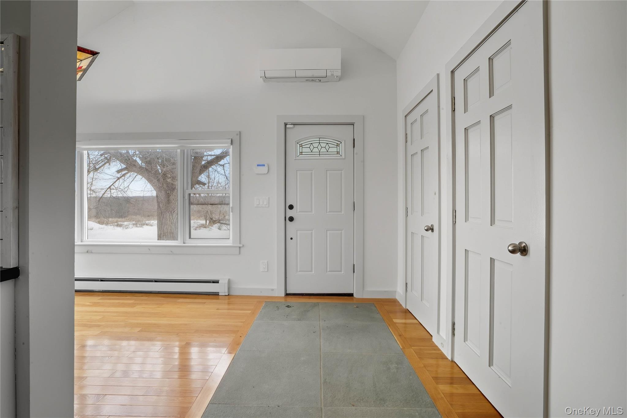 1091 Albany Post Road