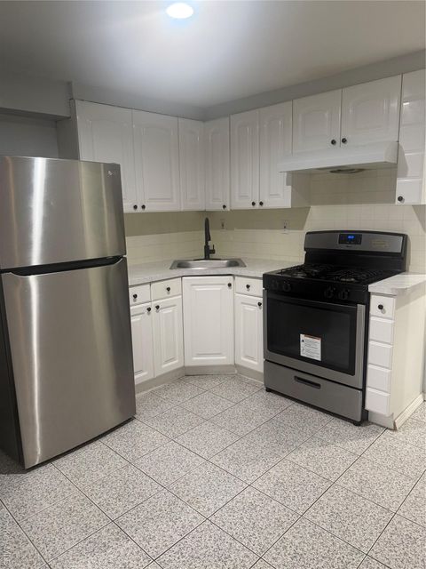 Photo of 132-11 11 avenue Ave, College Point, NY 11356 (MLS # 952182)