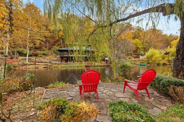 210 FERDON AVE, PIERMONT, NY 10968 - Image d8a3e4d458c5eb1c45bf7febb21bb8e3/506827080