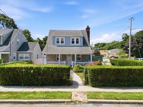 Homes For Sale - 95 Union Street<br/> Nassau County, Freeport, NY 11520