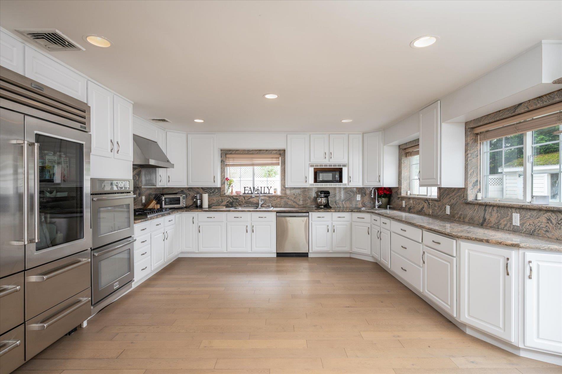 230 W Beech Street, Long Beach, New York image 12