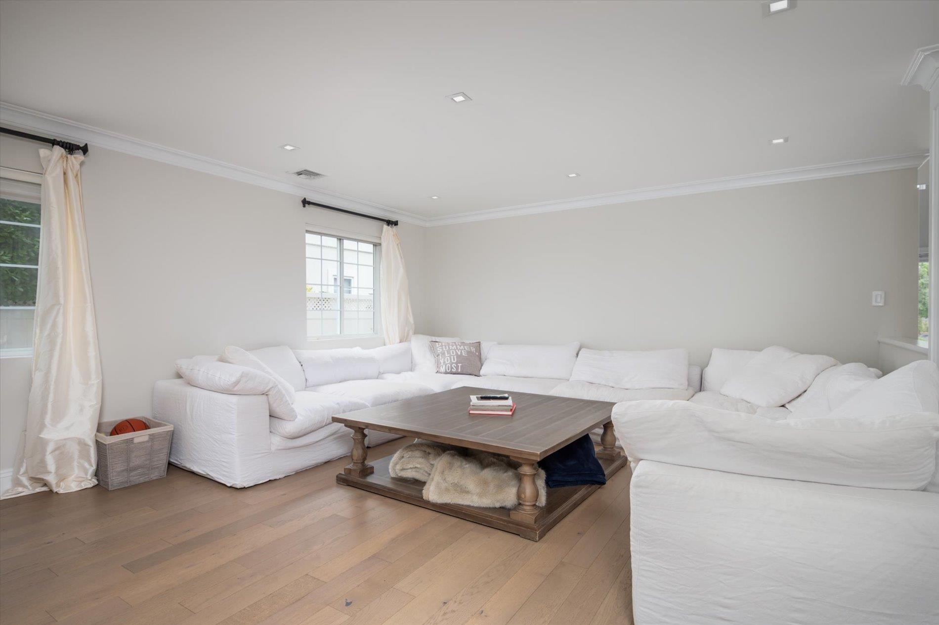 230 W Beech Street, Long Beach, New York image 3