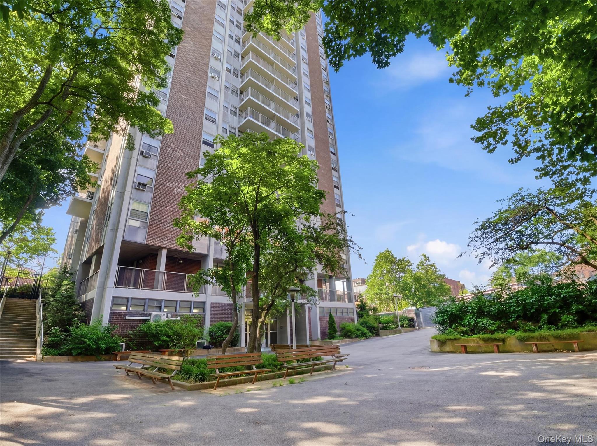 290 W 232nd Street 11E