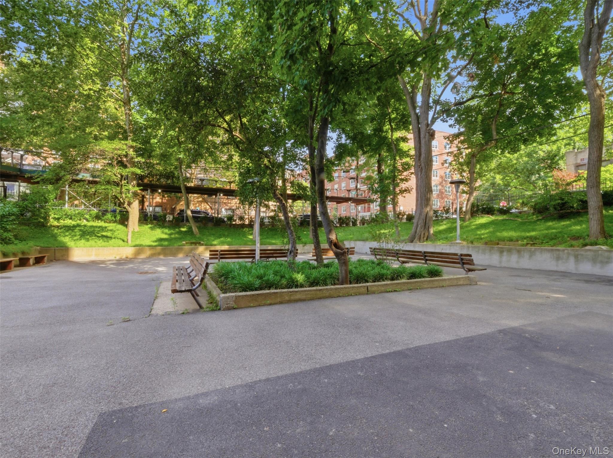 290 W 232nd Street 11E