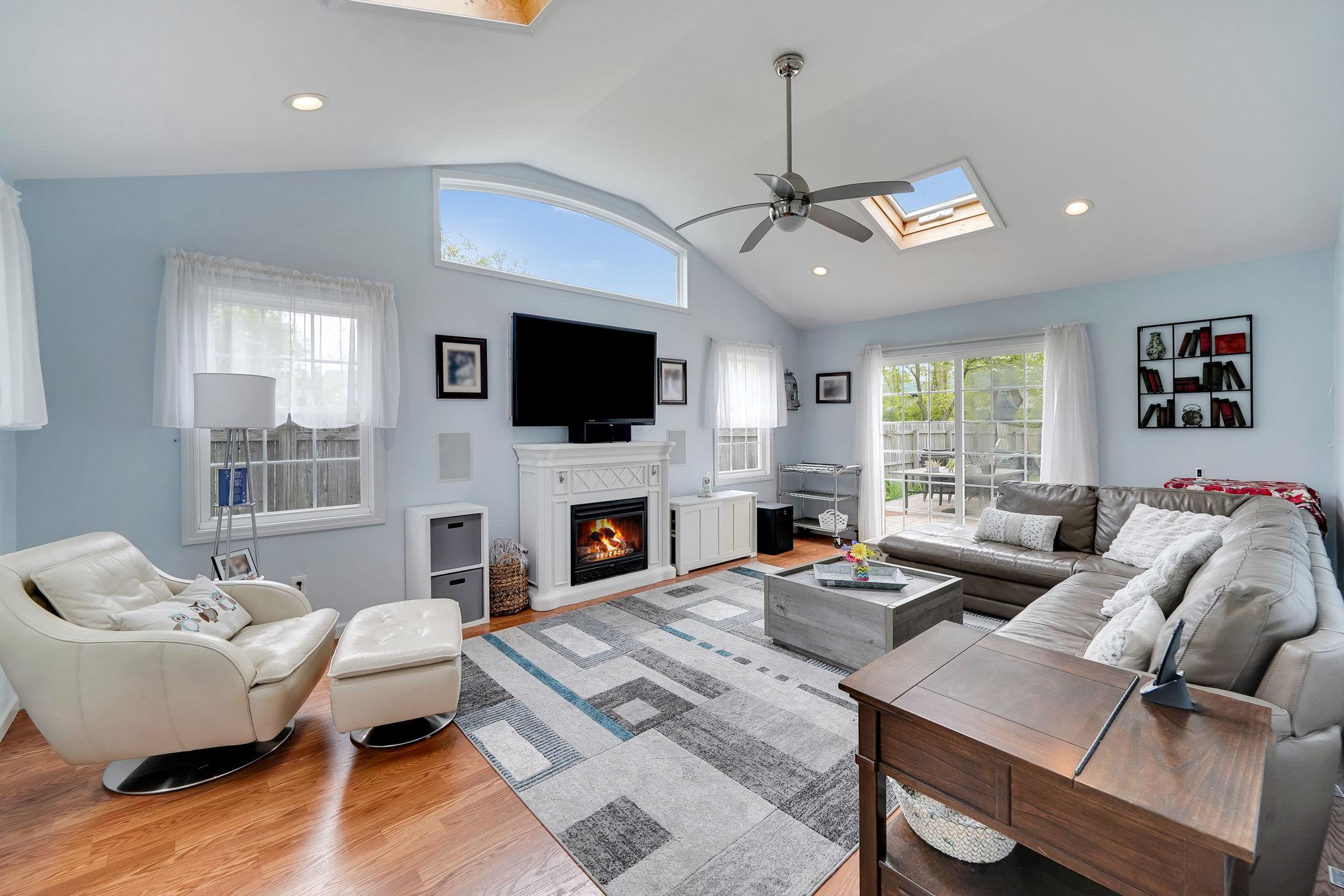 4 Allanwood Drive, Shirley, New York image 17