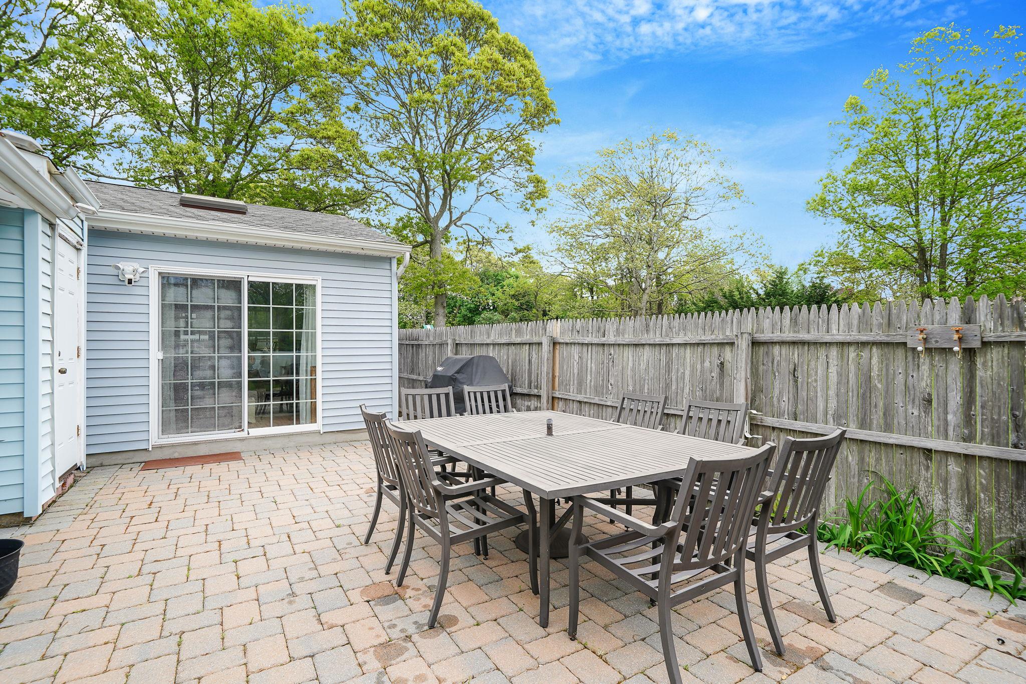 4 Allanwood Drive, Shirley, New York image 4