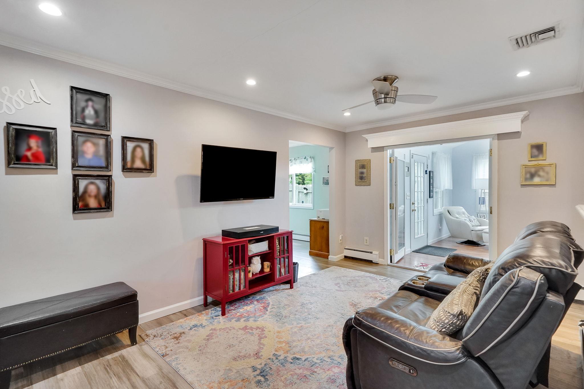 4 Allanwood Drive, Shirley, New York image 16