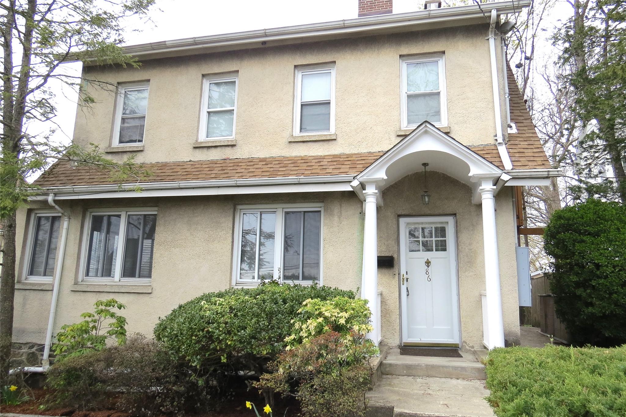 Prospect Street 1A First F, Port Chester, New York - 3 Bedrooms  
1 Bathrooms  
6 Rooms - 