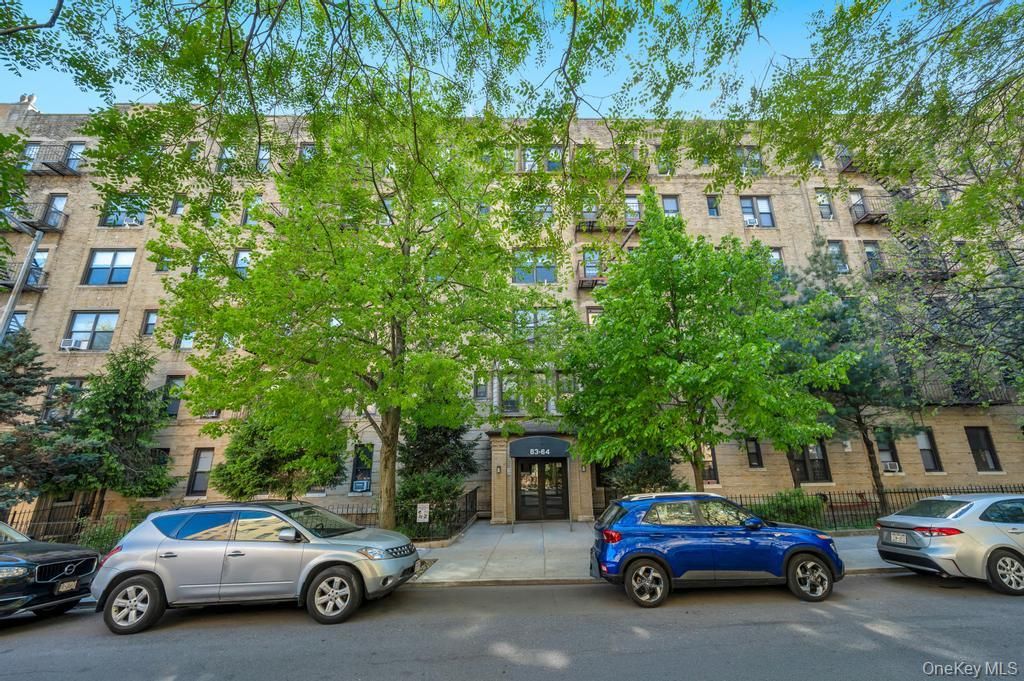 Photo of 83-64 Talbot Street #3A, Kew Gardens, NY 11415 (MLS # 999024)