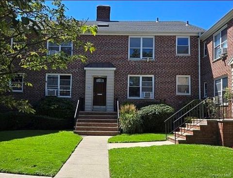 Homes For Sale - 35-18 205 Street #268<br/> Bayside, NY 11361