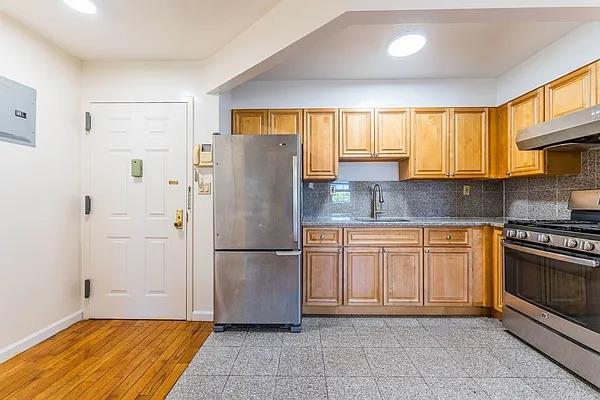 35-06 Leavitt Street #6C, Flushing, New York image 4