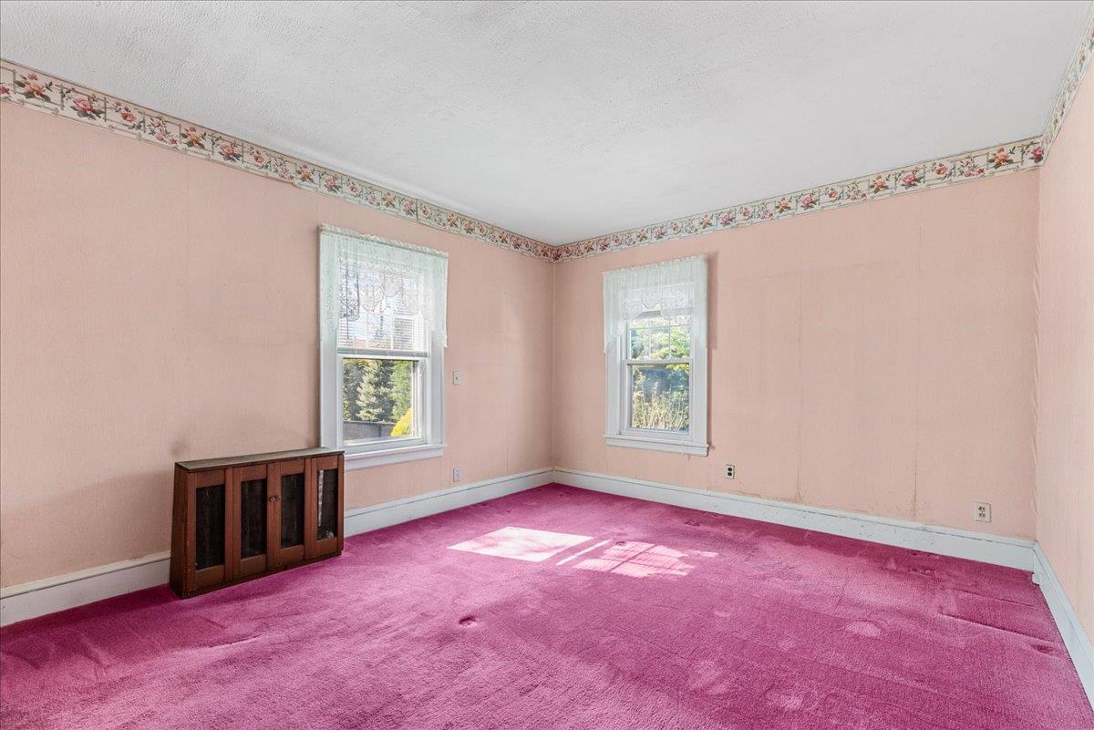 Huntington Bay, New York 11743, United States, 3 Bedrooms Bedrooms, ,1 BathroomBathrooms,Residential,Pending,118044