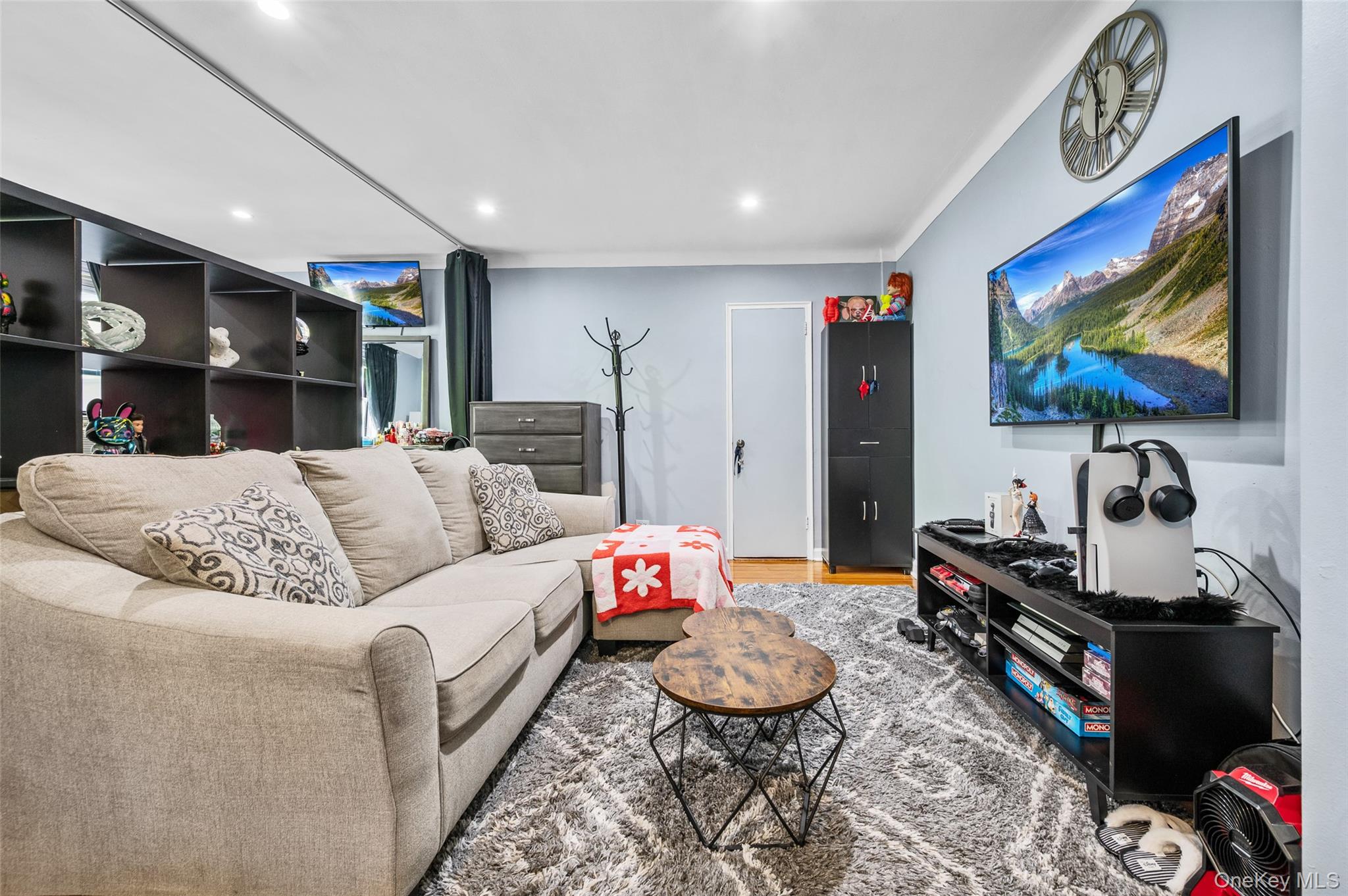 14350 Hoover Avenue 505