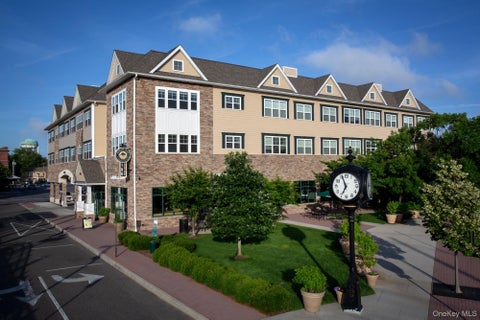 Apartment For Rent - 180 Atlantic Avenue #E308<br/> Nassau County, Farmingdale, NY 11735