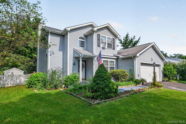 7 PEARLBUSH LN, POUGHKEEPSIE, NY 12603 - Image d8d899f09f26b2c59a5b76b9f3e01d59/2820224836