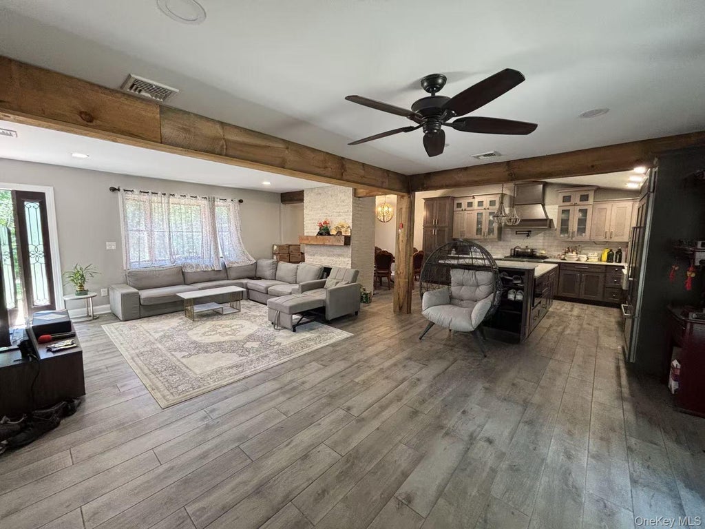 Photo of 45 Croft Lane, Smithtown, NY 11787 (MLS # 1017406)