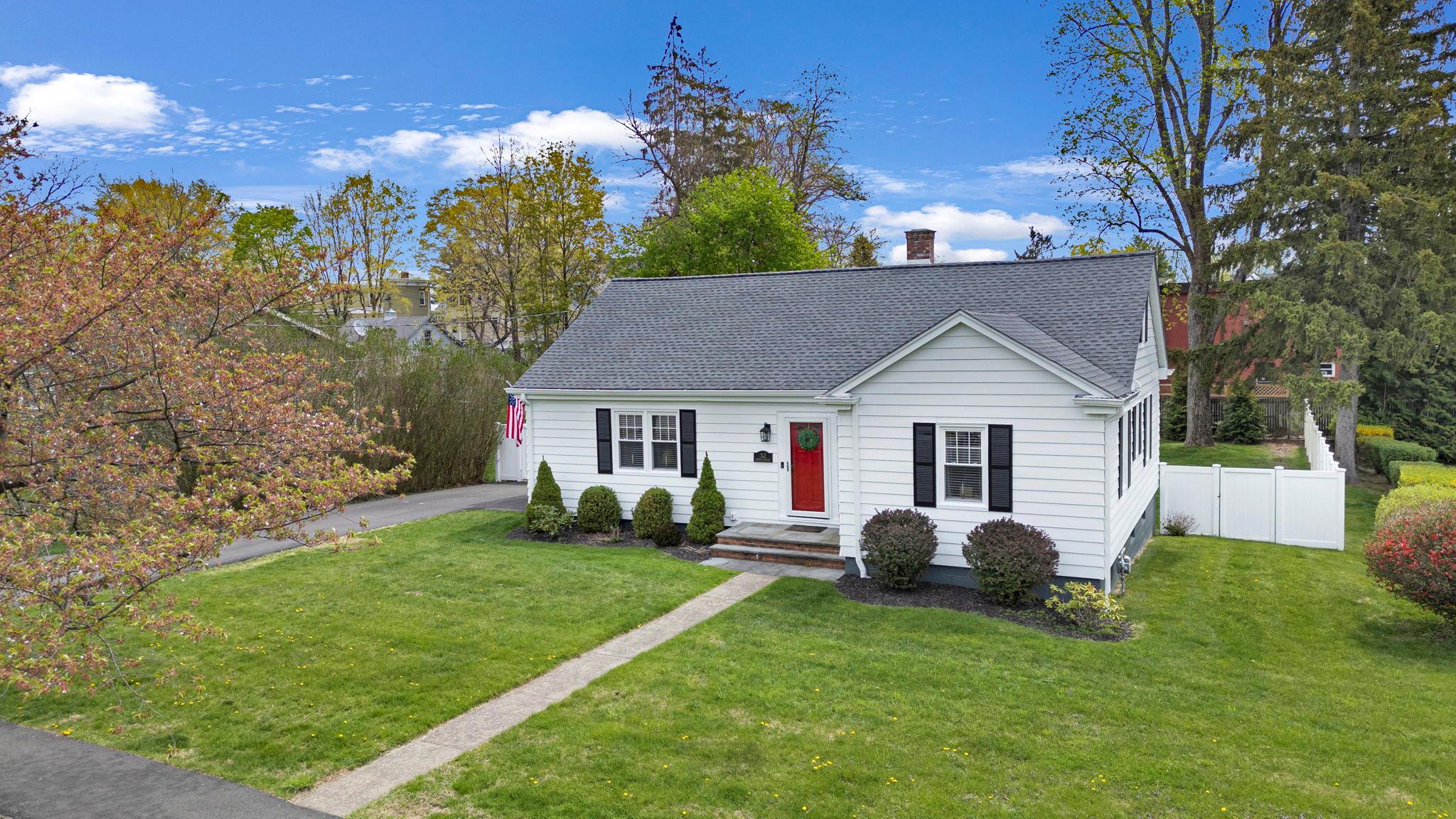 32 Lincoln Avenue, Goshen, New York image 1