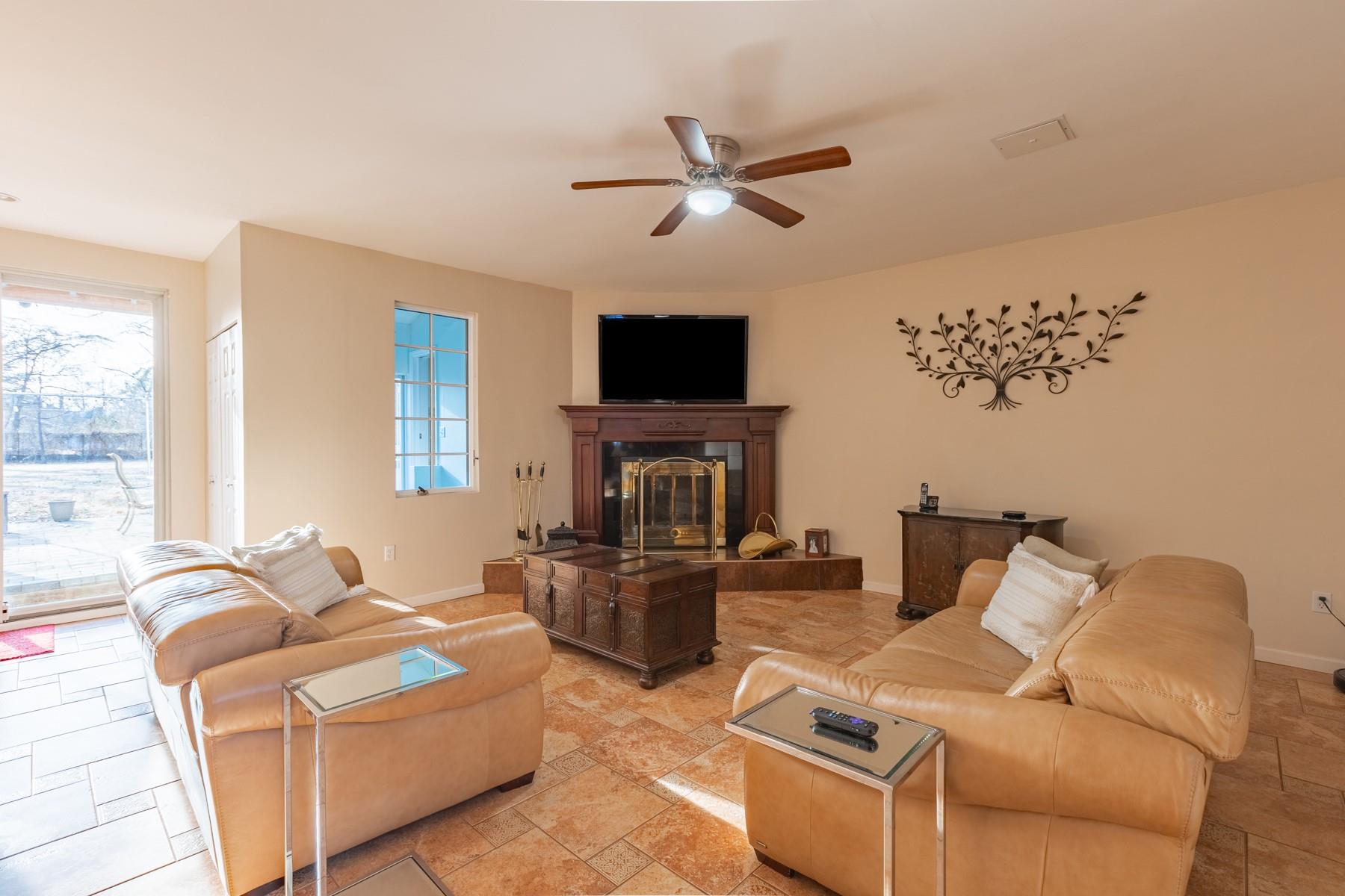1076 Westminster Avenue, Dix Hills, New York image 6