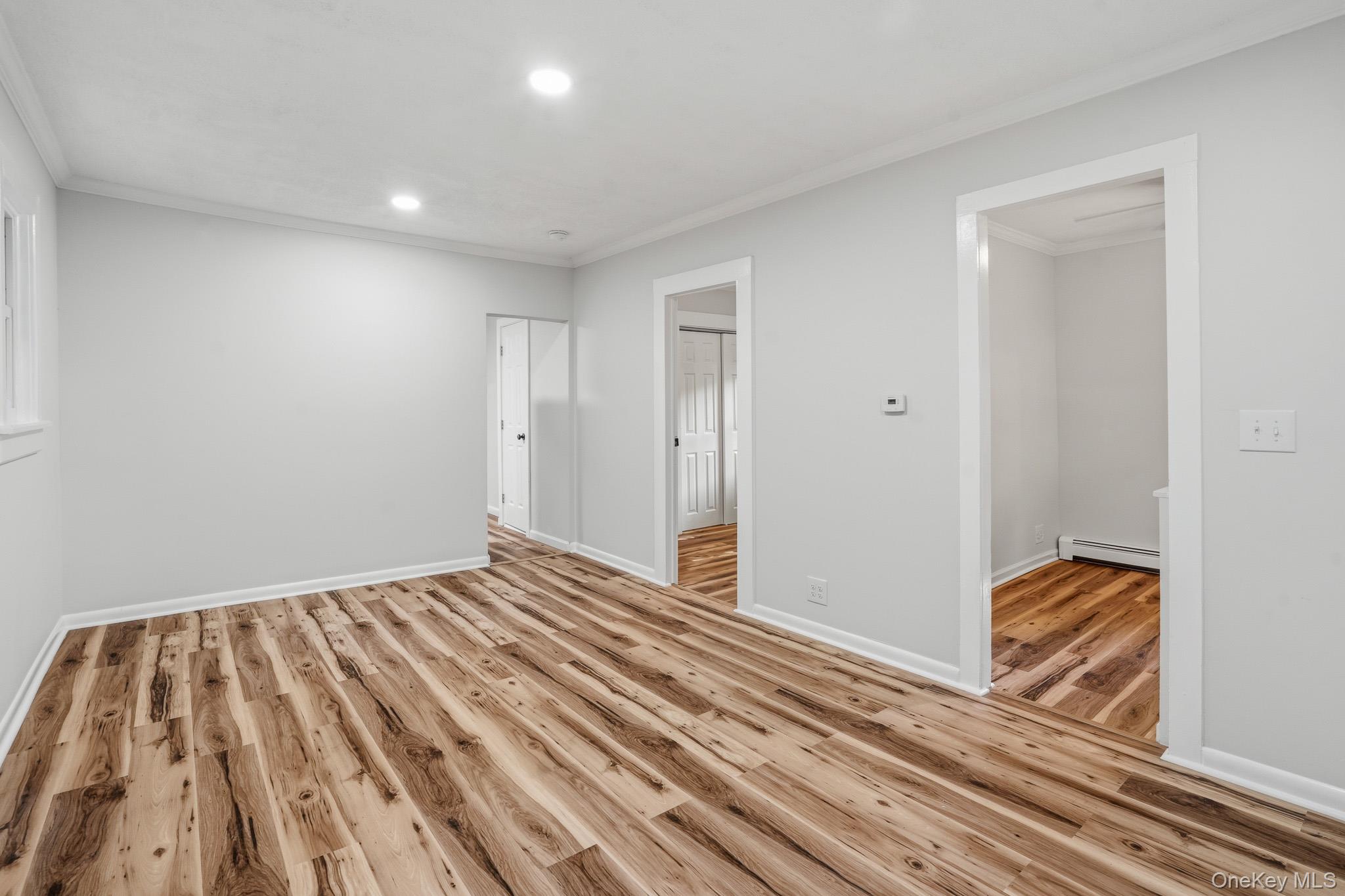 32 Lacona Drive - Photo 4